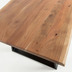 Nosh Alaia Tisch 220 x 100 cm aus massivem Akazienholz und schwarz lackierten Stahlbeinen