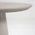 Nosh Itai runder Outdoor Tisch aus Zement  120 cm