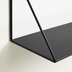 Nosh Teg Wandregal Dreieck aus Stahl mit schwarzem Finish 40 x 20 cm