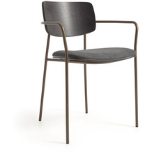 Nosh Maureen stapelbarer Stuhl aus Eschenfurnier mit dunklem Finish und Metall mit Messingfinis