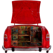 SIT THIS & THAT Barschrank aus einem recycelten Autoheck, für Flaschen & Gläser Rahmen rot, Regale bunt