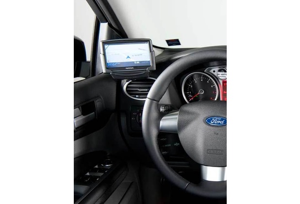 Kuda Navigationskonsole für Navi Ford Focus ab 11/04 Mobilia / Kunstleder schwarz