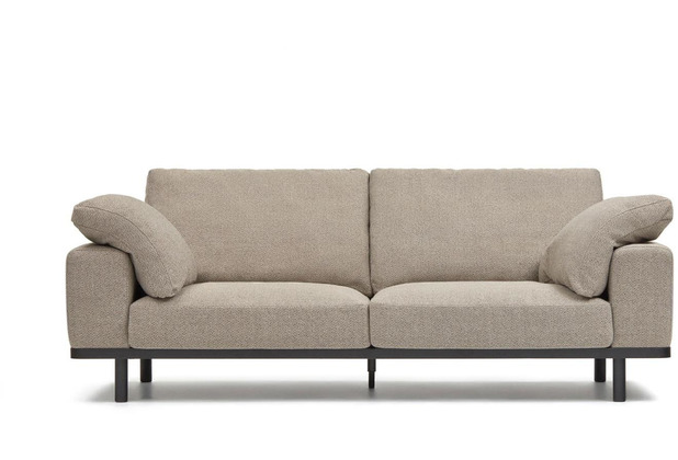 Nosh Noa 3-Sitzer Sofa mit Kissen beige und Beine mit dunklem Finish 230 cm